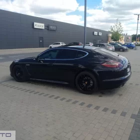 Porsche Panamera 4S 4.8