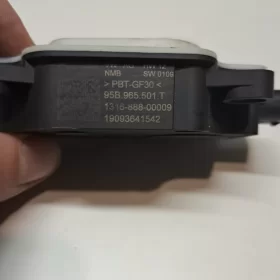 Silniczek Porsche, nastawnik żaluzji powietrza 95B965501T